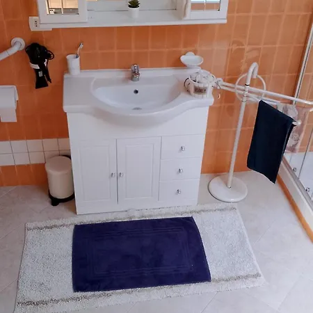 A Casa Di 'nuccia'